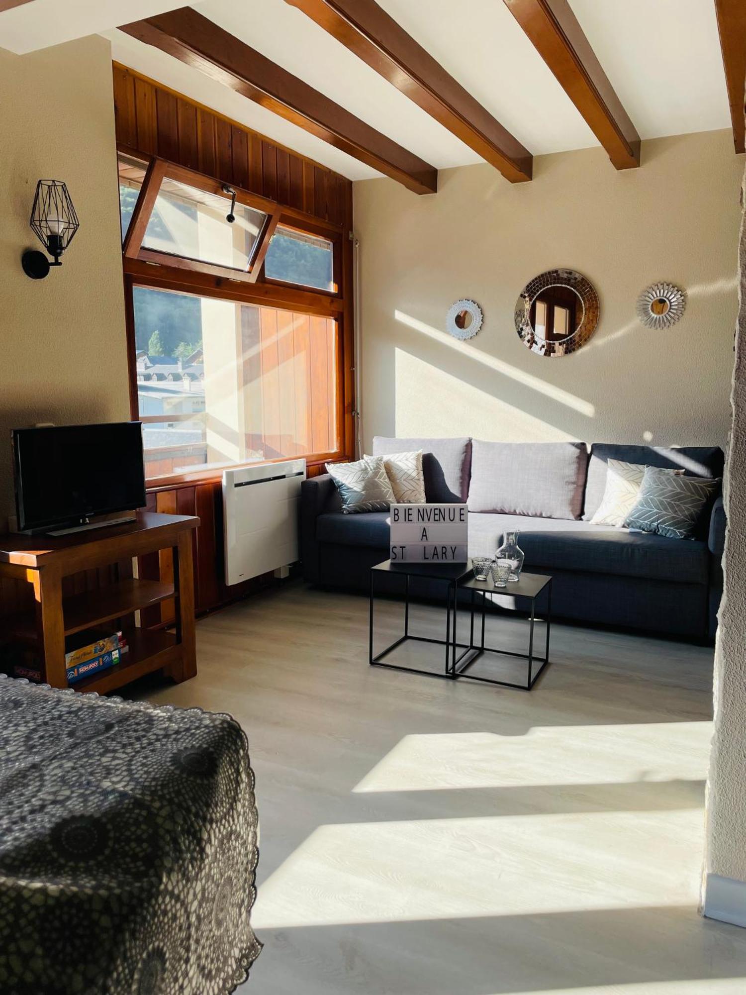 Appartement 58 M2 Avec Piscine Interieure Vue Montagne Centre Village , Parking Prive سانت لاري سولون المظهر الخارجي الصورة